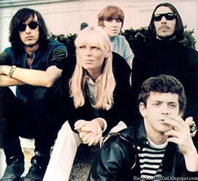 http://1.bp.blogspot.com/_Zs9nNlwuDUI/SGMusu3BSEI/AAAAAAAABzU/FpNvqVg5xWY/s400/velvet-underground-and-nico.jpg