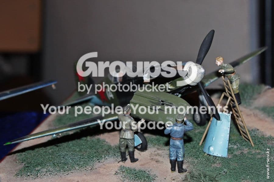 photo scale_model6_zpsac889d1a.jpg
