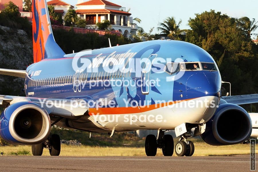 photo B-737_N816SY_Sun_Country_Airlines_1_SXM_for_zpsdce7d092.jpg