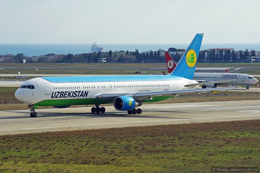 Споттинг в аэропорту Стамбула - Spotting at Istanbul airport (IST)