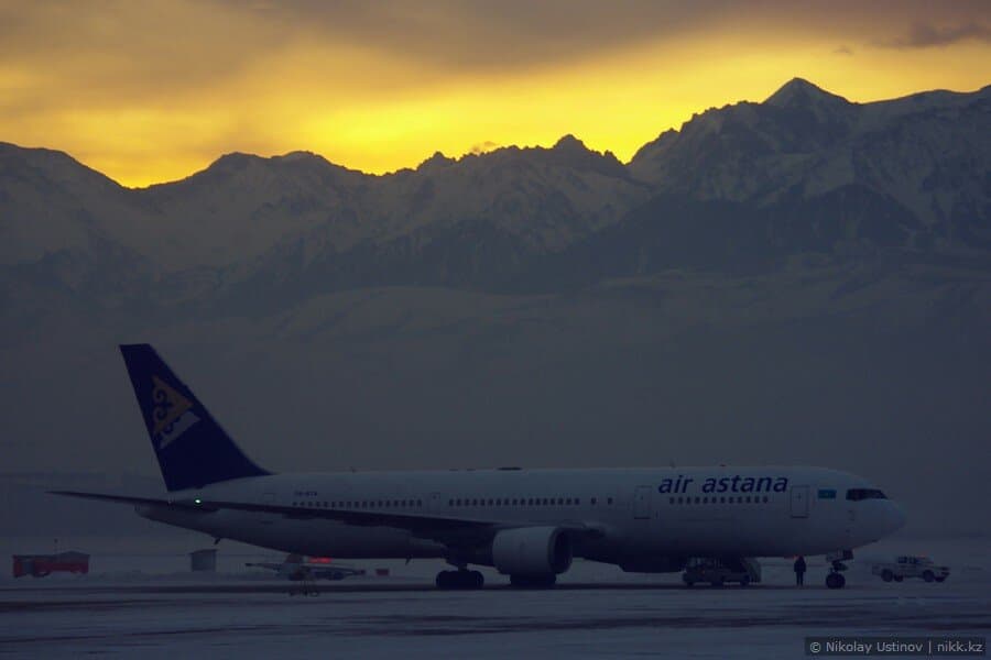 Споттинг в аэропорту Стамбула - Spotting at Istanbul airport (IST)