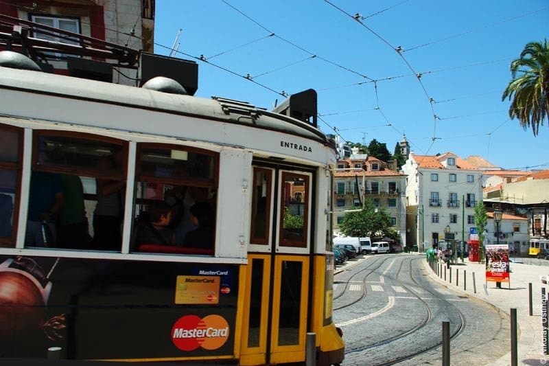 Lisboa tram - Лиссабон, Португалия Lisboa tram - Лиссабон, Португалия