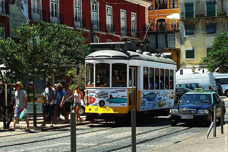 Lisboa tram - Лиссабон, Португалия Lisboa tram - Лиссабон, Португалия