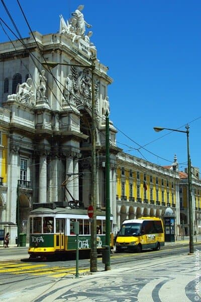 Lisboa tram - Лиссабон, Португалия Lisboa tram - Лиссабон, Португалия