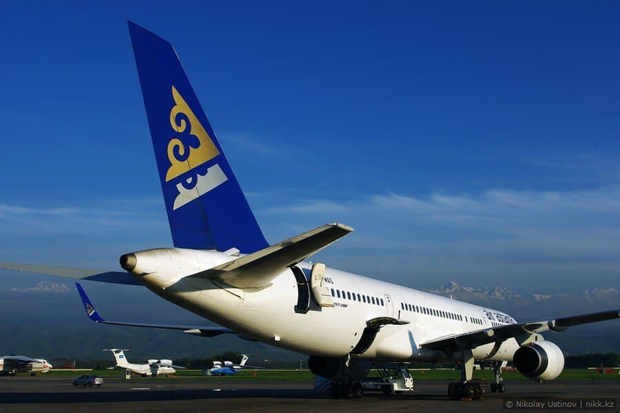 Air Astana Boeing 757