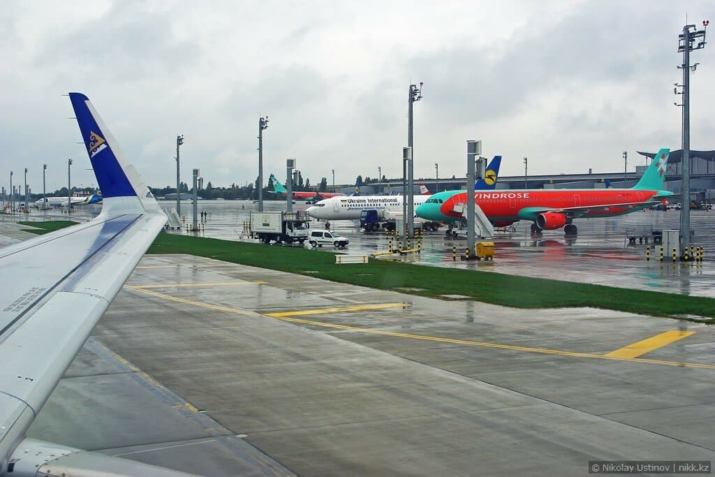 Air Astana Airbus A320 P4-KBB, рейс KC405 Алматы – Киев