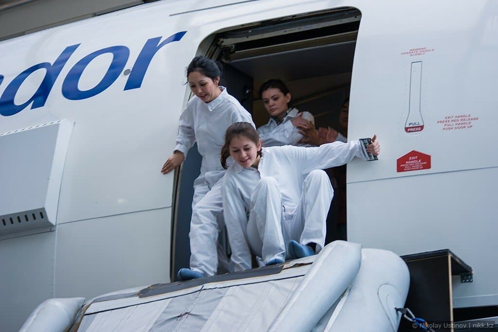 тренинг для бортпроводников - cabin crew training