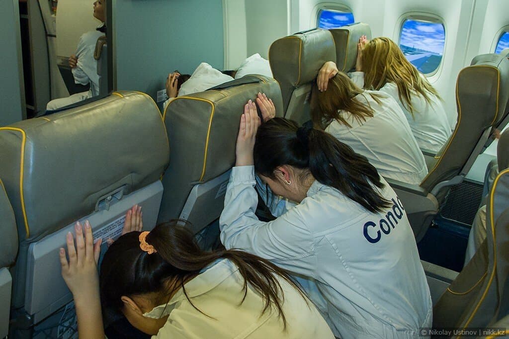 тренинг для бортпроводников - cabin crew training