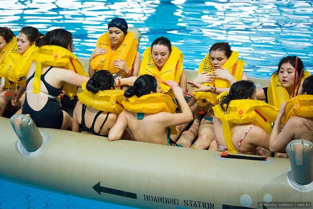 тренинг для бортпроводников - cabin crew training