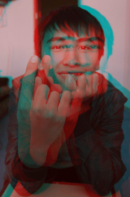 Нужны 3D Очки!