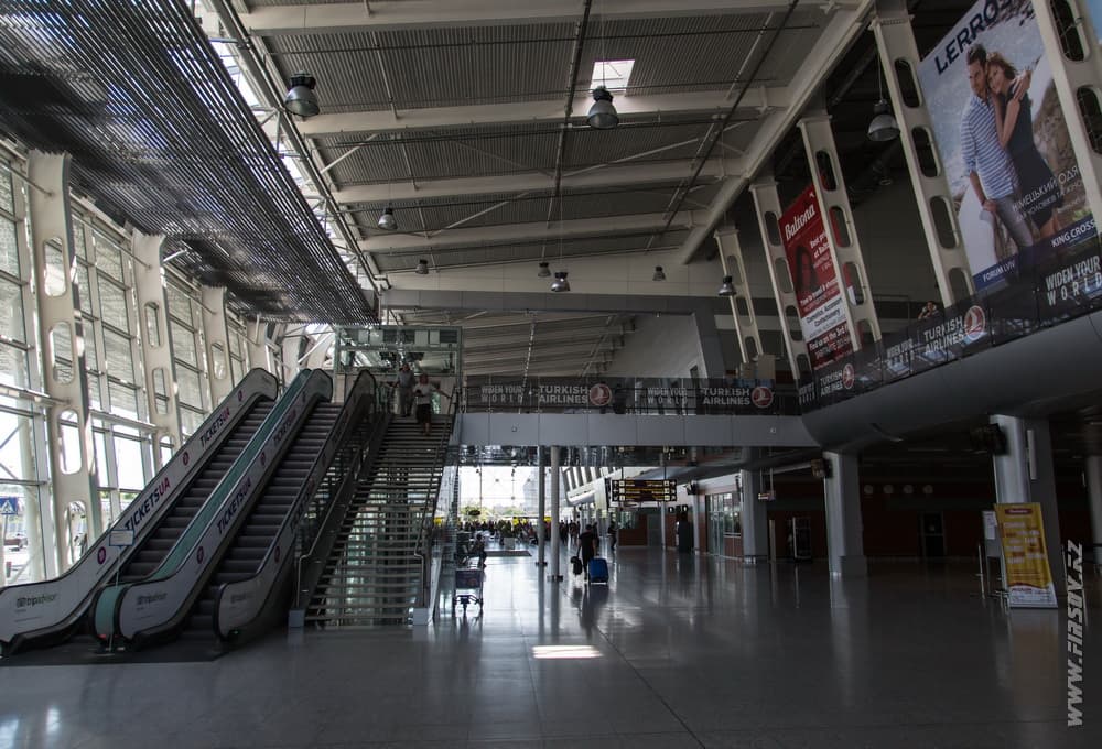 Lviv_airport 1.JPG Lviv_airport 1.JPG