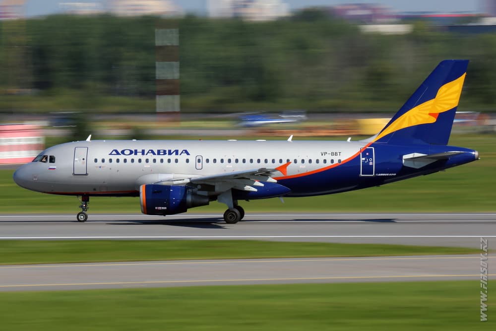 A-319_VP-BBT_Donavia_2_LED_.JPG A-319_VP-BBT_Donavia_2_LED_.JPG