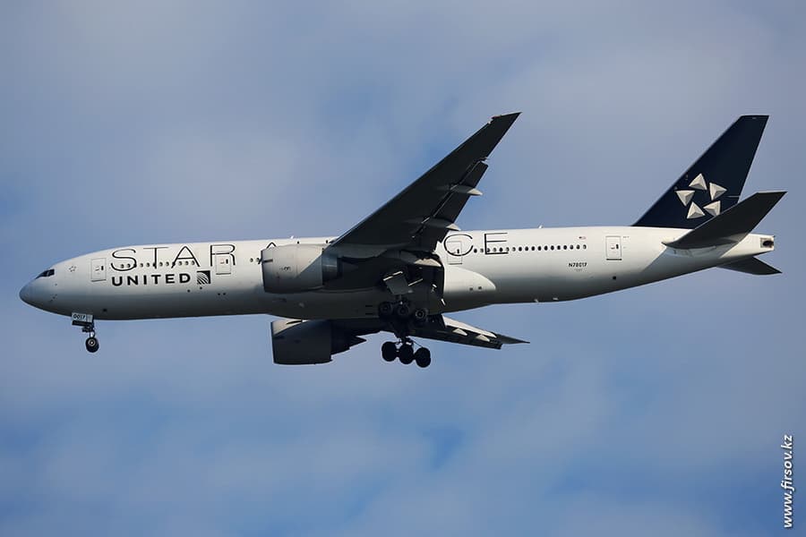 B-777_N78017_United_Airlines_zpseeb526f3.JPG B-777_N78017_United_Airlines_zpseeb526f3.JPG