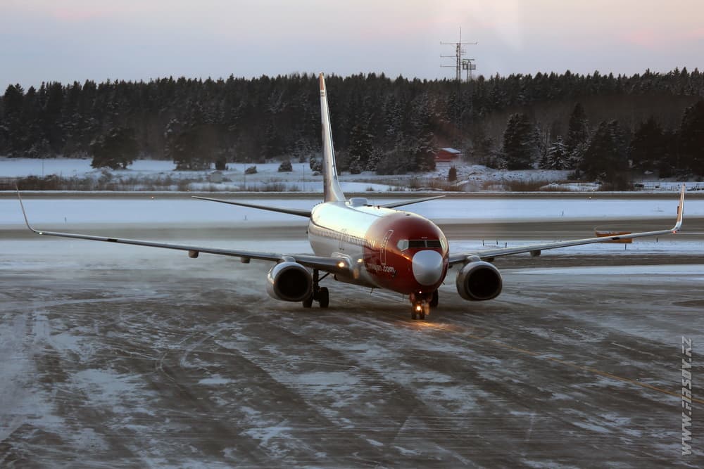 B-737_LN-NOP_Norwegian_Air_Shuttle_2_ARN.JPG B-737_LN-NOP_Norwegian_Air_Shuttle_2_ARN.JPG