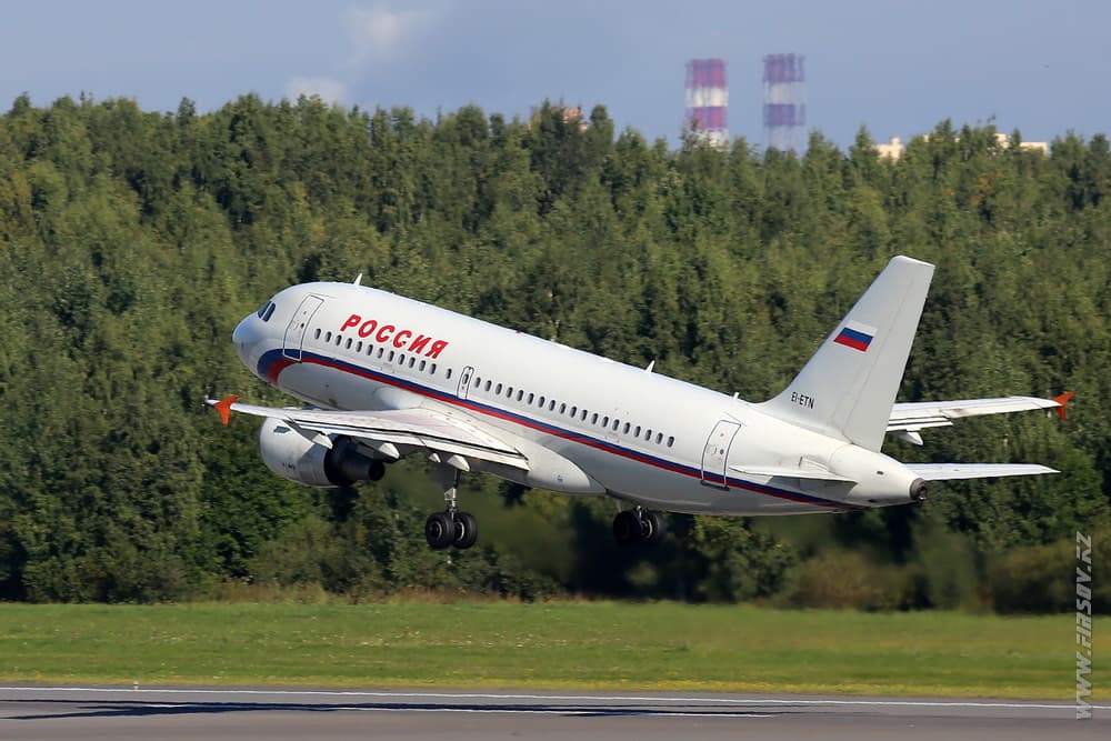 A-319_EI-ETN_Rossiya_2_LED_.JPG A-319_EI-ETN_Rossiya_2_LED_.JPG