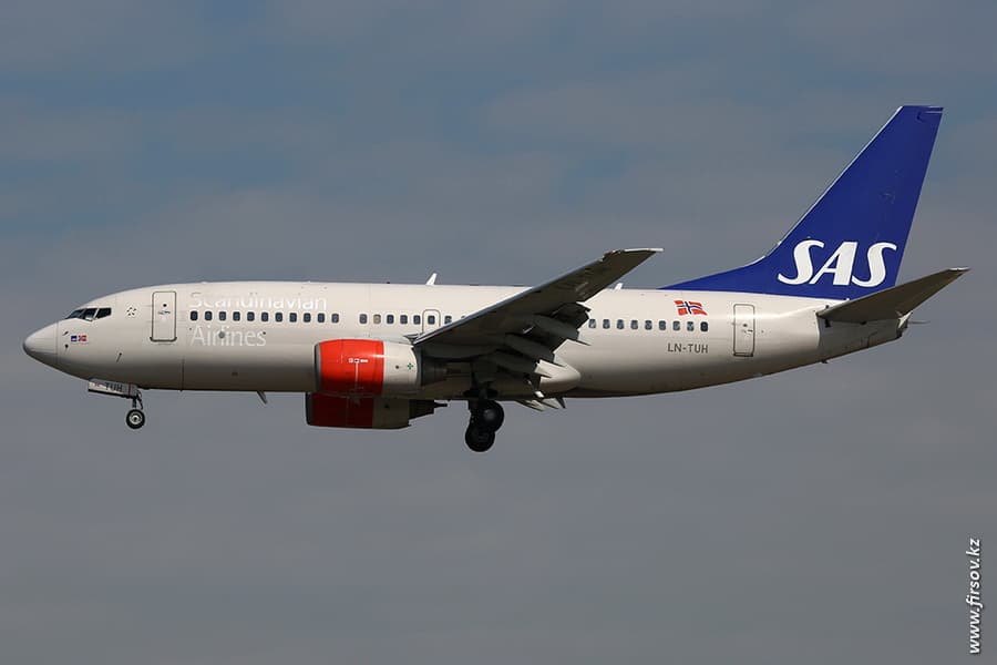 B-737_LN-TUH_SAS_zps53b49120.JPG B-737_LN-TUH_SAS_zps53b49120.JPG