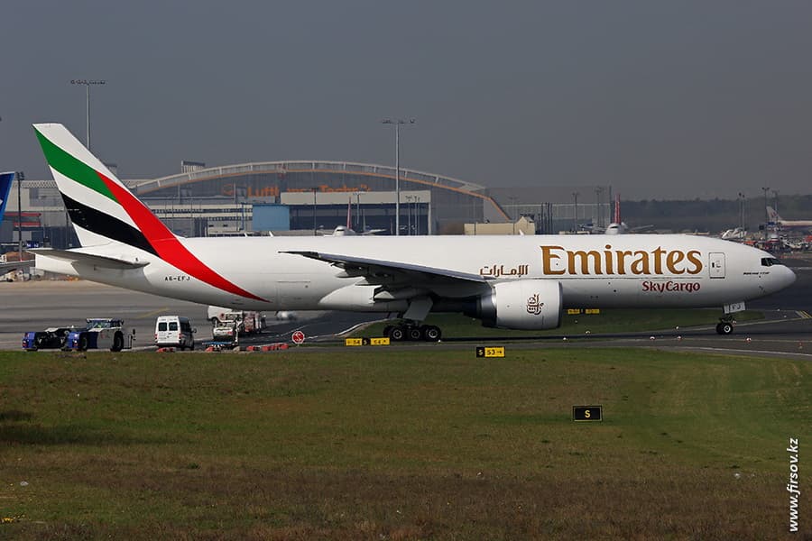 B-777_A6-EFJ_Emirates_SkyCargo_zpsa1582f73.JPG B-777_A6-EFJ_Emirates_SkyCargo_zpsa1582f73.JPG