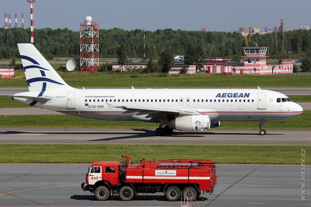 A-320_SX-DVG_Aegean_Airlines_2_LED_.JPG A-320_SX-DVG_Aegean_Airlines_2_LED_.JPG