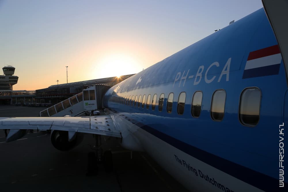 B-737_PH-BCA_KLM_1_TXL_resize (1).JPG B-737_PH-BCA_KLM_1_TXL_resize (1).JPG