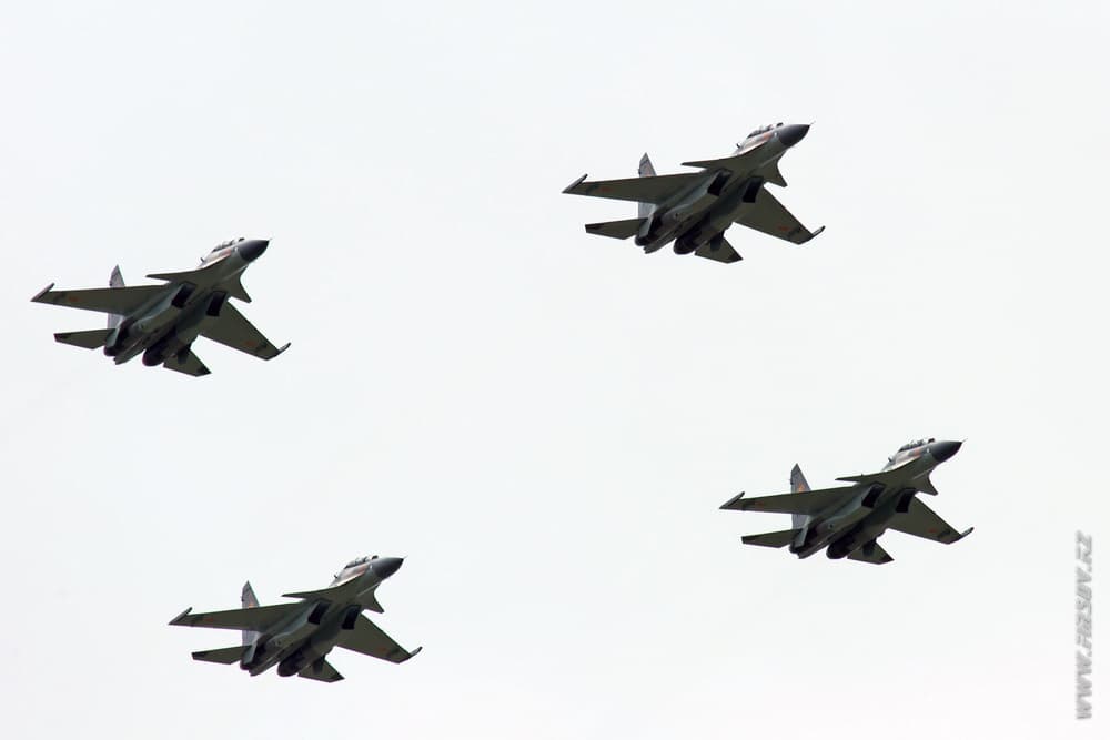 Su-30SM_group_2_TDK.JPG Su-30SM_group_2_TDK.JPG
