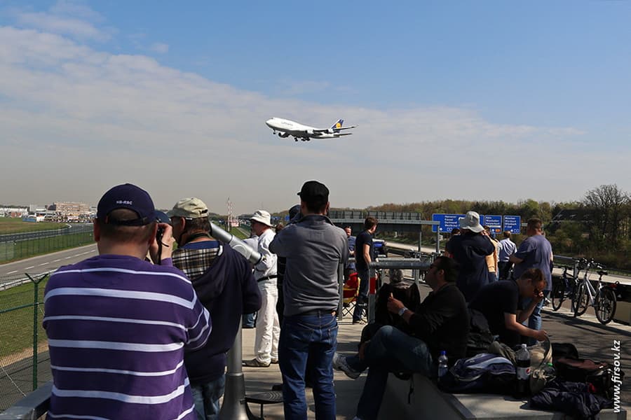 B-747_D-ABVH_Lufthansa_zpsd39d87d1.JPG B-747_D-ABVH_Lufthansa_zpsd39d87d1.JPG