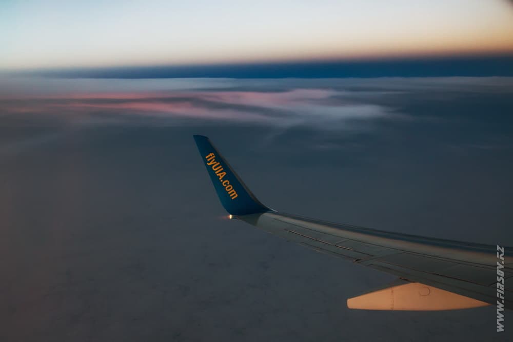 B-737_UR-PSB_Ukraine_International_Airlines_3_inflight_ .JPG B-737_UR-PSB_Ukraine_International_Airlines_3_inflight_ .JPG