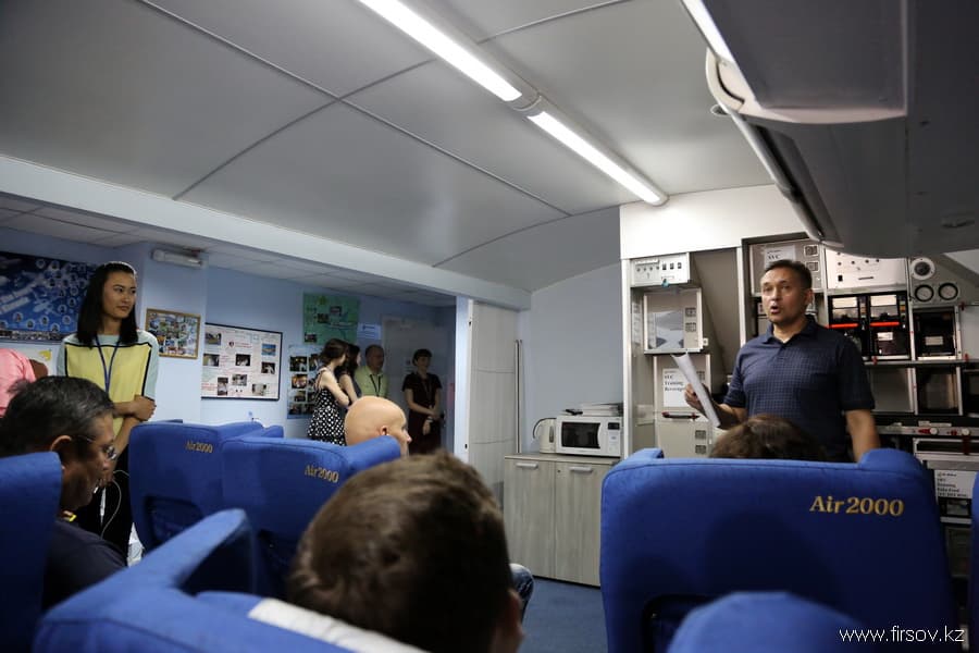 Air_Astana32.JPG Air_Astana32.JPG