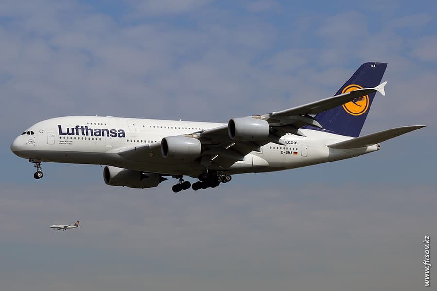 A-380_D-AIMA_Lufthansa_zps10f7984c.JPG A-380_D-AIMA_Lufthansa_zps10f7984c.JPG