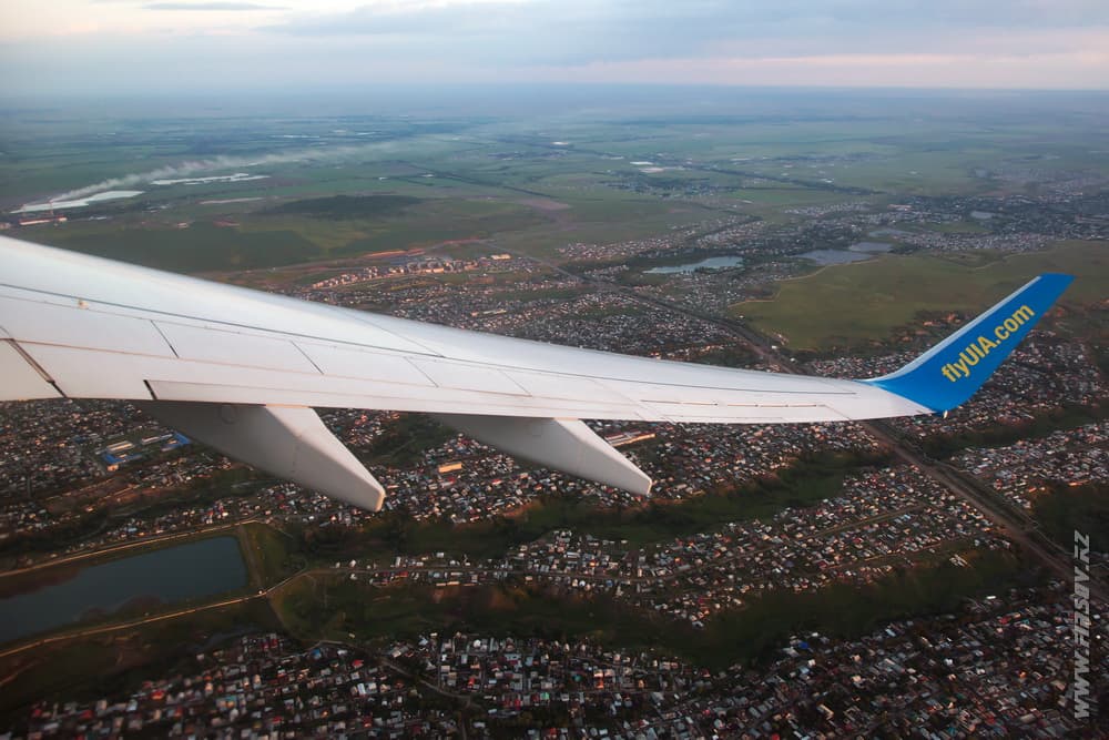 B-737_UR-PSD_Ukraine_International_Airlines_6_ALA_ .JPG B-737_UR-PSD_Ukraine_International_Airlines_6_ALA_ .JPG