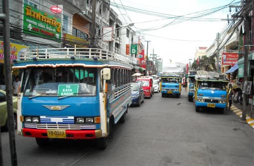 blue_bus.JPG blue_bus.JPG