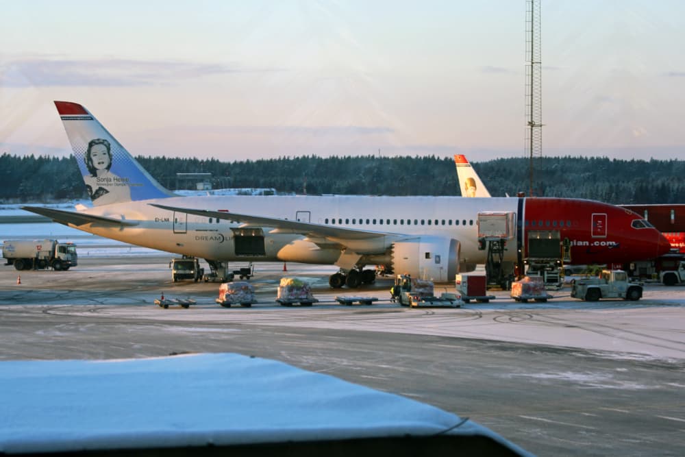 B-787_EI-LNA_Norwegian_1_ARN (1).jpg B-787_EI-LNA_Norwegian_1_ARN (1).jpg