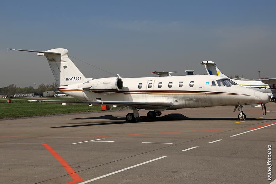 Cessna_650_Citation_III_UP-CS401_Private_1_ALA.JPG Cessna_650_Citation_III_UP-CS401_Private_1_ALA.JPG
