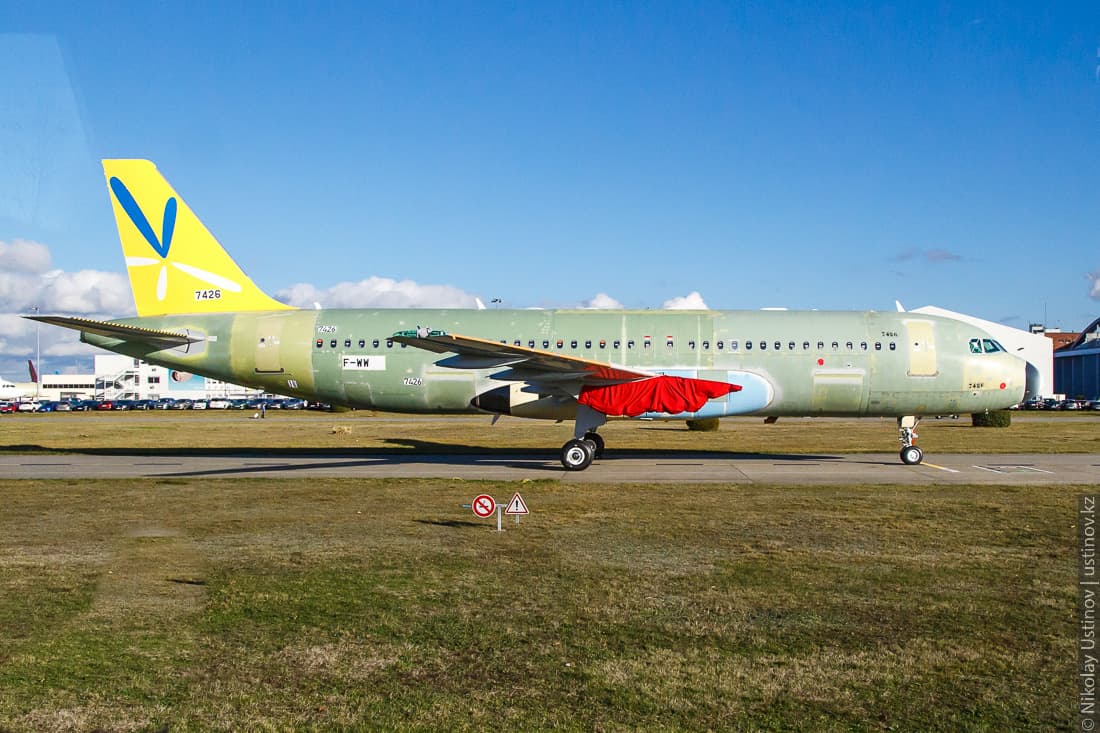 Презентация самолета Airbus A320neo для авиакомпании Air Astana в Тулузе