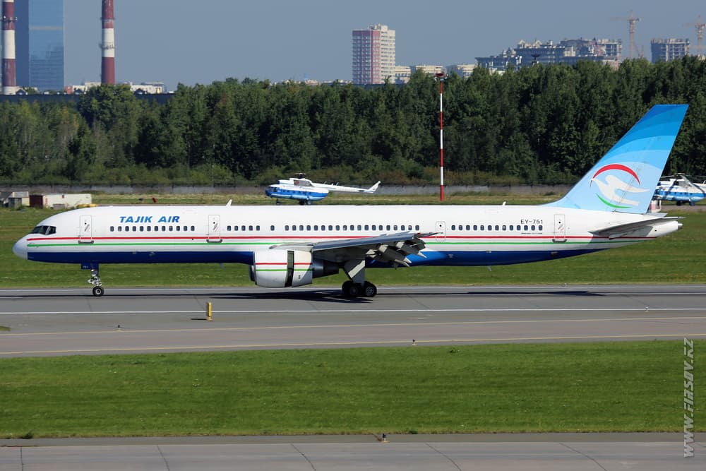 B-757-EY-751_Tajik_Air_1_LED_.JPG B-757-EY-751_Tajik_Air_1_LED_.JPG