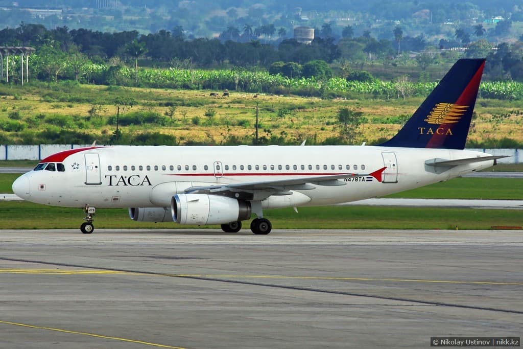 TACA A320 in Havana Cuba