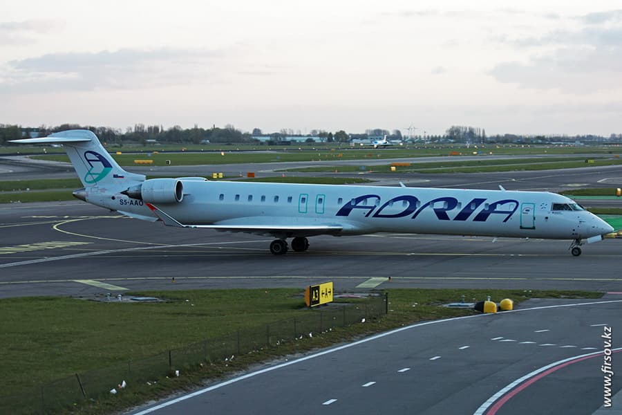 CRJ-900NextGen_S5-AAO_Adria_1_AMS.JPG CRJ-900NextGen_S5-AAO_Adria_1_AMS.JPG