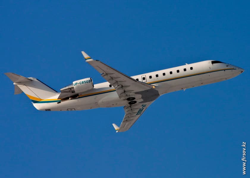Bombardier_CL-600_Challenger_850_UP-C8503_Khozu-Avia_3.JPG Bombardier_CL-600_Challenger_850_UP-C8503_Khozu-Avia_3.JPG