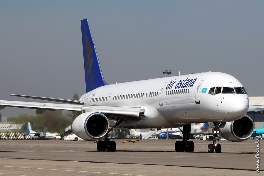B-757_P4-KCU_Air_Astana_16_ALA.JPG B-757_P4-KCU_Air_Astana_16_ALA.JPG