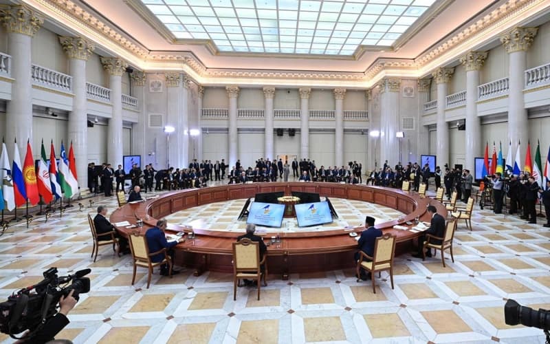 Касым-Жомарт Токаев предлагает внедрить искусственный интеллект в основные сферы деятельности ЕАЭС.