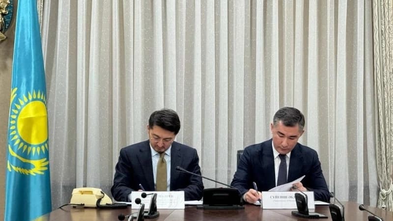 Вдоль автомагистралей Казахстана будет расширено покрытие мобильной сети.