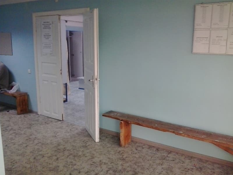 Вход в мужскую раздевалку ДК Жастар Вход в мужскую раздевалку ДК Жастар