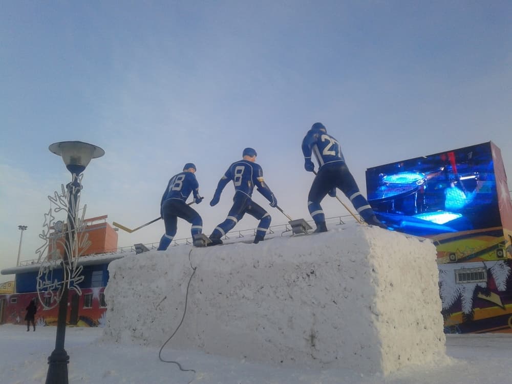 Боченски, Жалайуов, Старченко Три хоккеиста