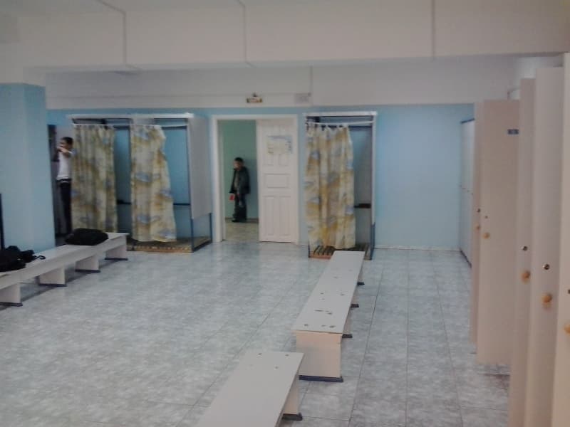 Мужская раздевалка ДК Жастар Мужская раздевалка ДК Жастар