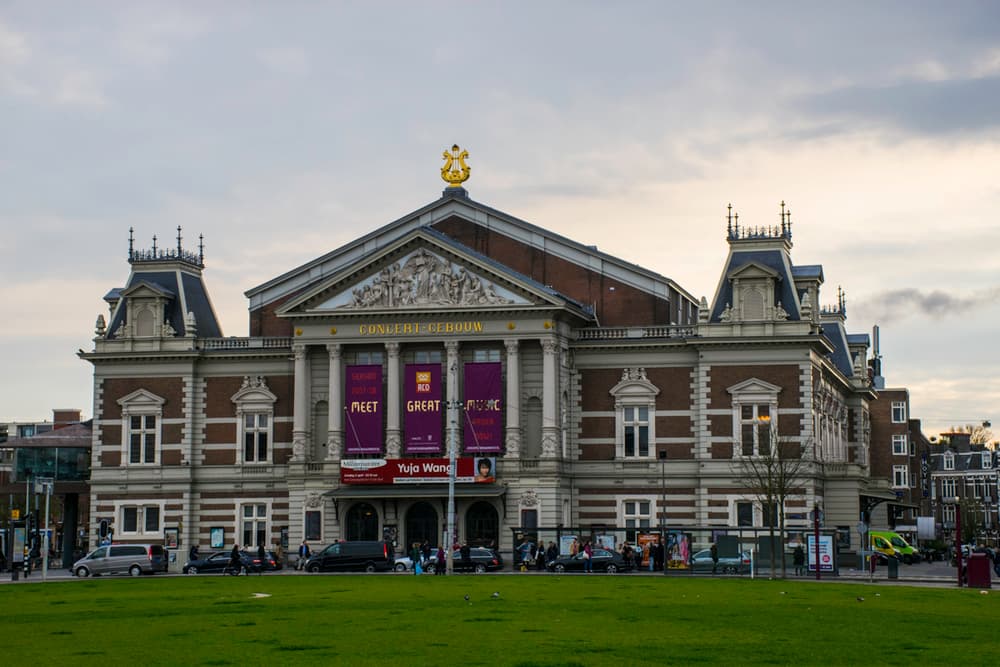 Амстердам, концертный зал Концертгебау (Het Concertgebouw) Амстердам, концертный зал Концертгебау (Het Concertgebouw)