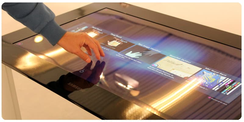 Samsung интерактивный стол SUR40 Samsung интерактивный стол SUR40 Samsung CIS Forum 2012 Prague Прага Самсунг ЦИС форум 2012 Prague trip Danil ivanov BioPsihoz biocybergear блогеры блог-тур мистер Ким
