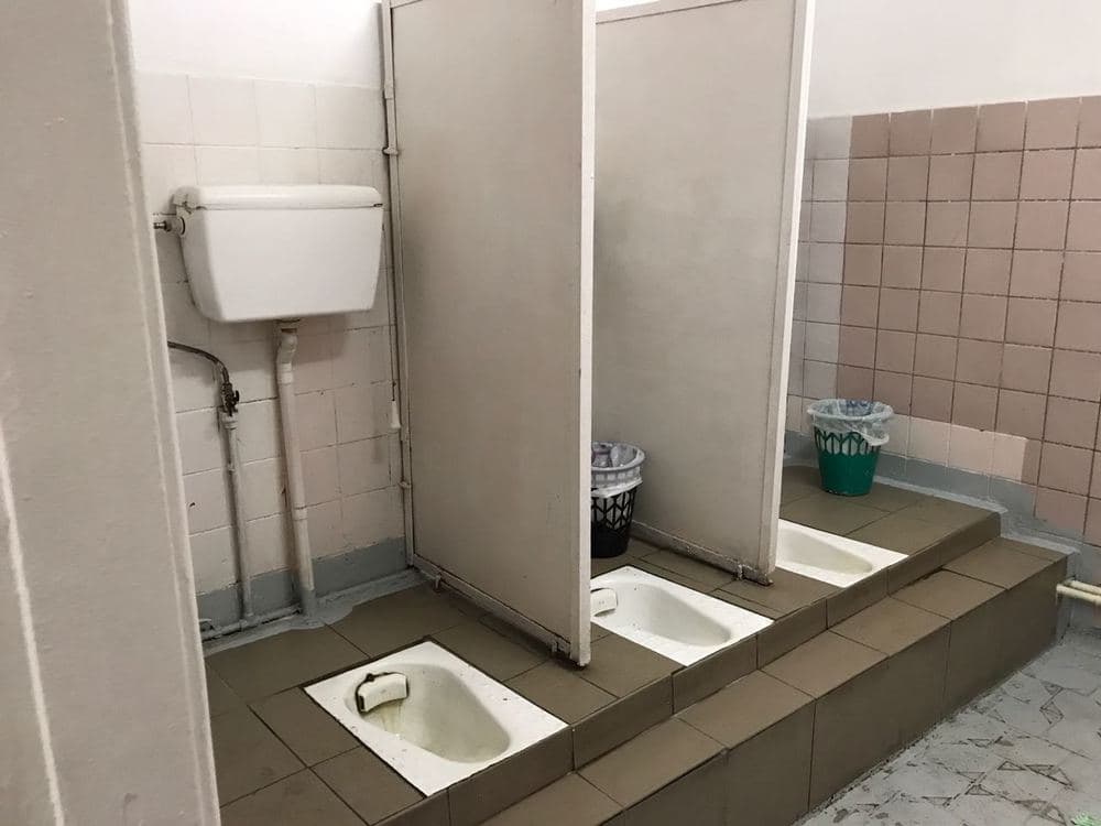 1111 старые горшки