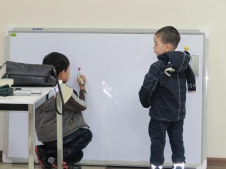 Детей пускали, они немного шумели, нужен микрофон на будущее