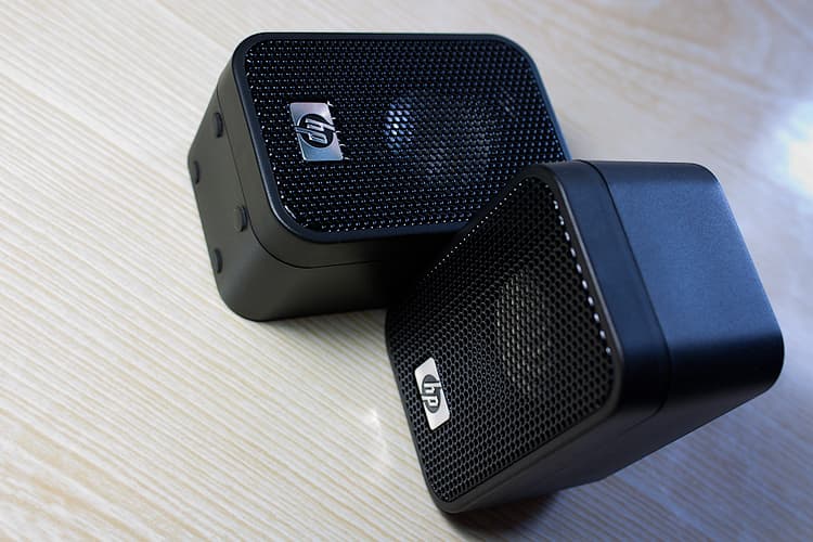 HP Mini USB Powered Speakers HP Mini USB Powered Speakers