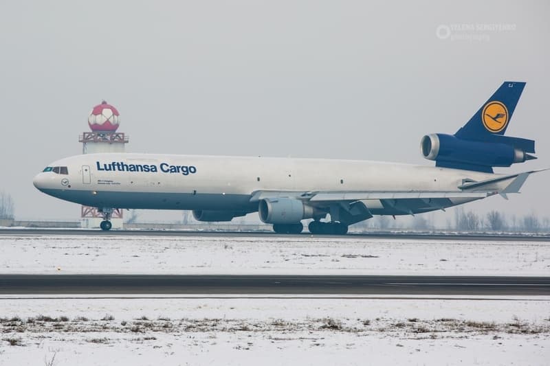 Lufthansa Cargo McDonnell Douglas MD-11F D-ALCJ