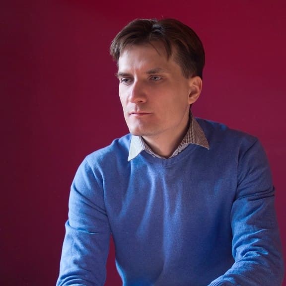 Максим Казначеев